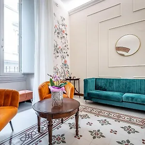Appartement Three Via Roma, Florence